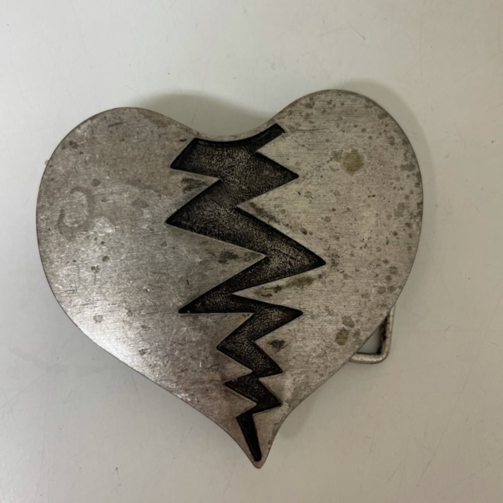 Veece USA Vintage Broken Heart Metal Belt O/S 2132